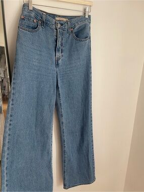 Levi’s ribcage wide leg jeans